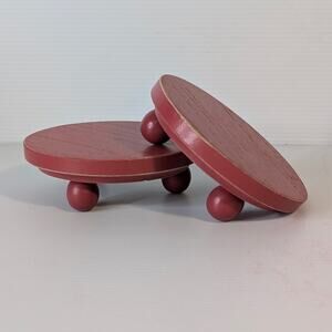 Defined Déco Wooden Risers – Set of 2 (Red, 4")